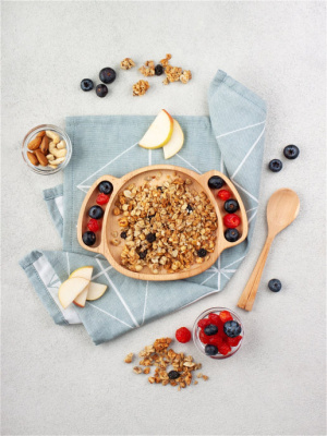 Детская тарелка из бука "Собачка"