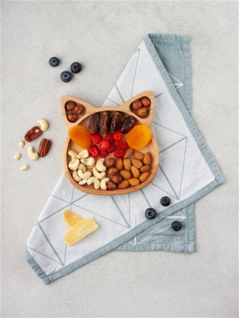 Детская тарелка из бука "Котик"