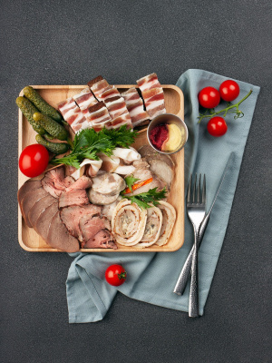 Менажница из бука квадратная Ф1