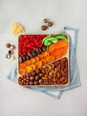 Менажница из бука квадратная Ф1