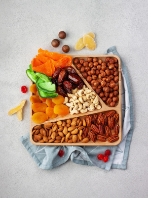 Менажница из бука квадратная Ф2